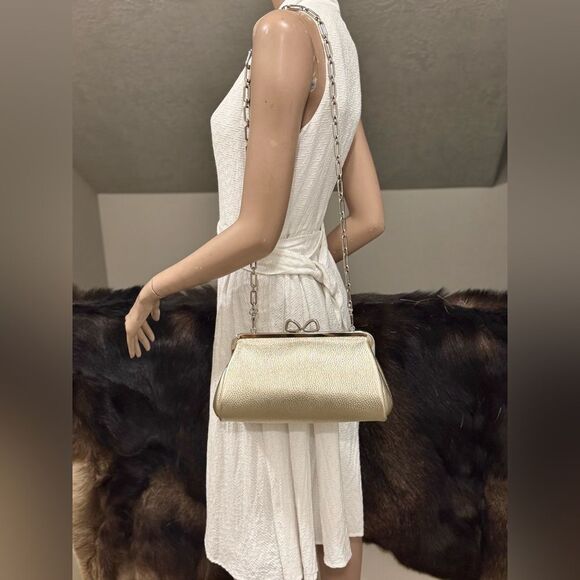 Gold Togo Cowhide Calfskin Handmade “Bow” Shaped Kisslock Baguette Bag/Crossbody - Picture 6 of 16